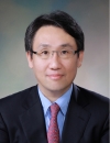 The Impact of TMT International Exposure on Strategic Flexibility and the Moderating Role of TMT Compensation: A Study of U.S. Firms