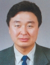한국 대학의 비정년트랙 전임교원 고용의 결정요인들에 대한 연구: 거시 조직이론 관점